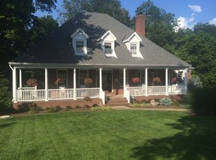 7092 Shawnee Hills Dr, Cincinnati, OH 45243
