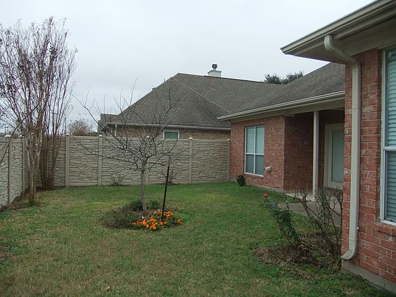3rd image of 52 Parkway Pl