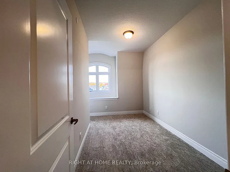 2123 Lillykin St #6 — Photo 17