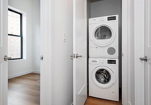 5th image of 428 E 14th St #4G