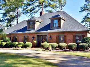 2502 W Doublegate Dr, Albany, GA 31721