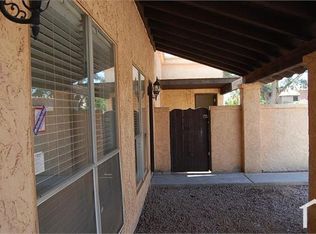 725 N Arrowhead Dr APT 2, Chandler, AZ 85224