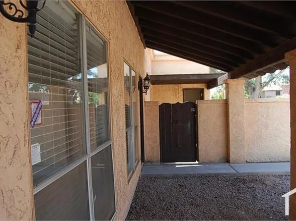 725 N Arrowhead Dr APT 2, Chandler, AZ 85224