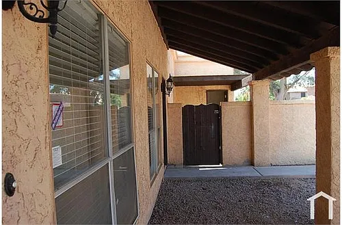 725 N Arrowhead Dr Photo 1 725 N Arrowhead Dr Photo 1