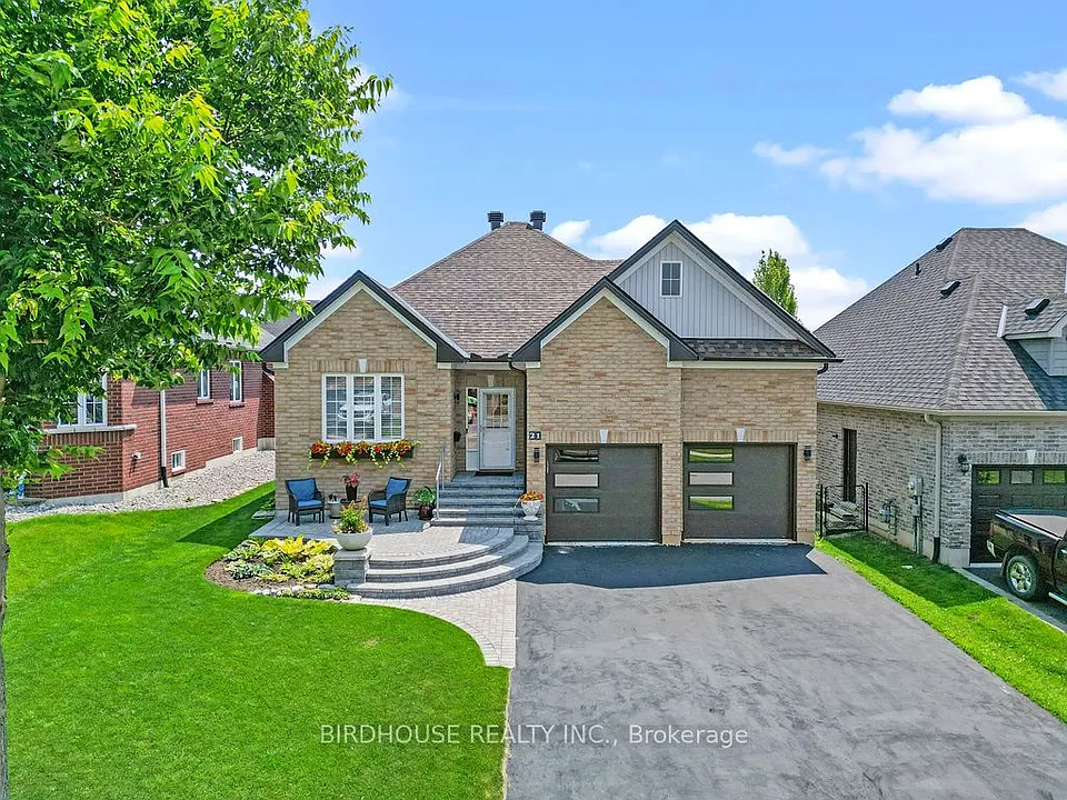 21 Ellis Cres
