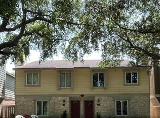 732 Memorial Mews St APT B, Houston, TX 77079