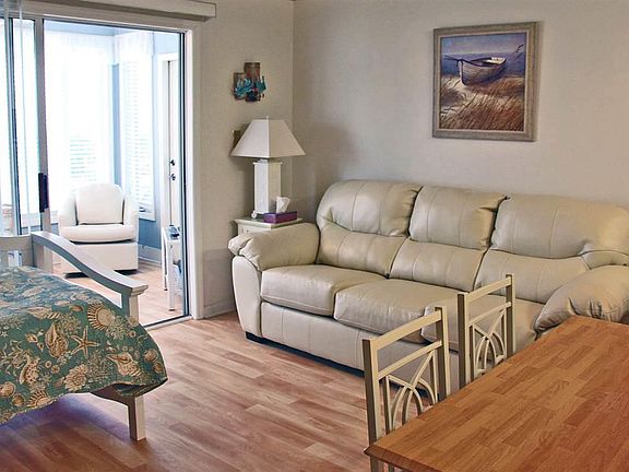 5th image of 211 Landing Rd. #211-B