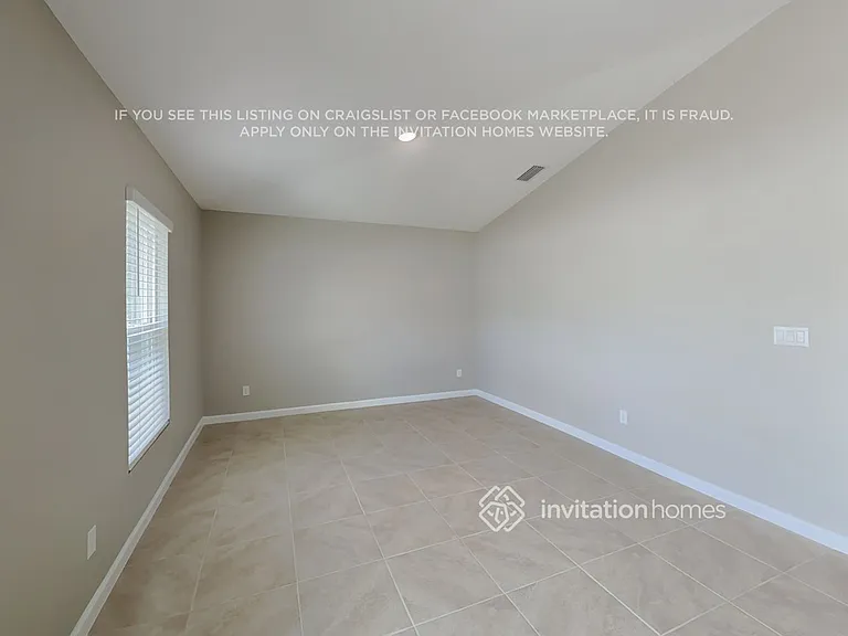 2085 SE Crystal Mist St — Photo 6