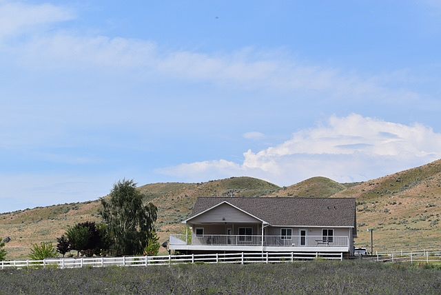 2nd image of 295 Tonasket Airport Rd