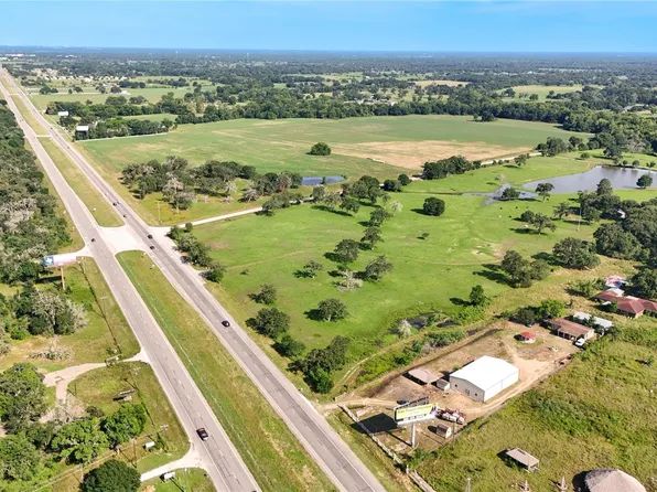 53985 Highway 290, Hempstead, TX 77445