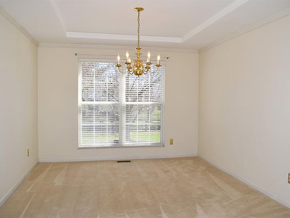 4th image of 7232 Rolling Meadows Dr