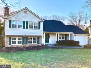 1544 Coat Ridge Rd, Herndon, VA 20170