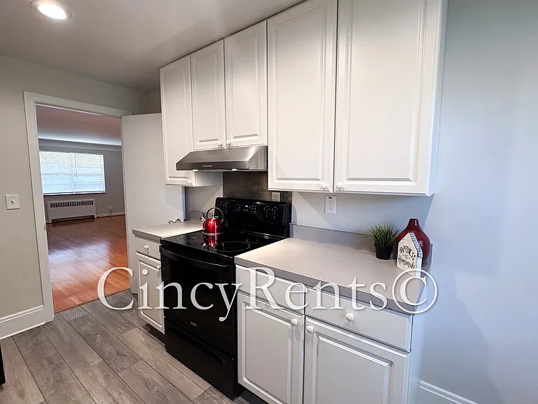 1294 Herlin Pl #3 — Photo 9