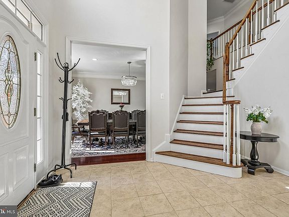 5th image of 5732 Caribbean Ct