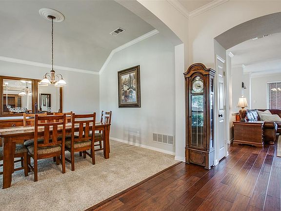 4th image of 5704 Blue Spruce Ln