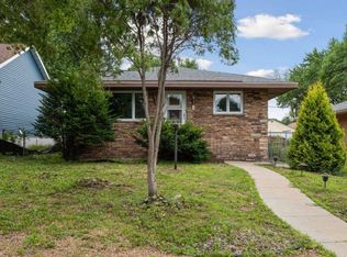 48 Hawthorne Ave W, Saint Paul, MN 55117