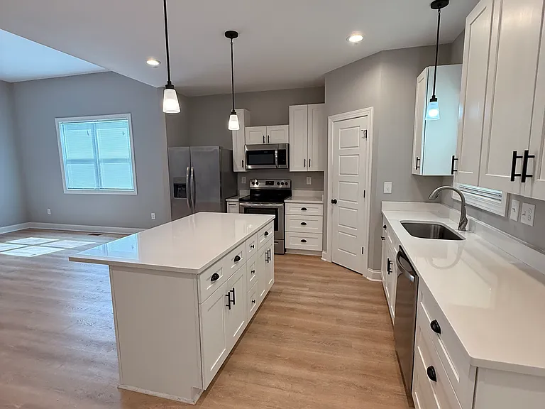 2034 Morgan Ct — Photo 3
