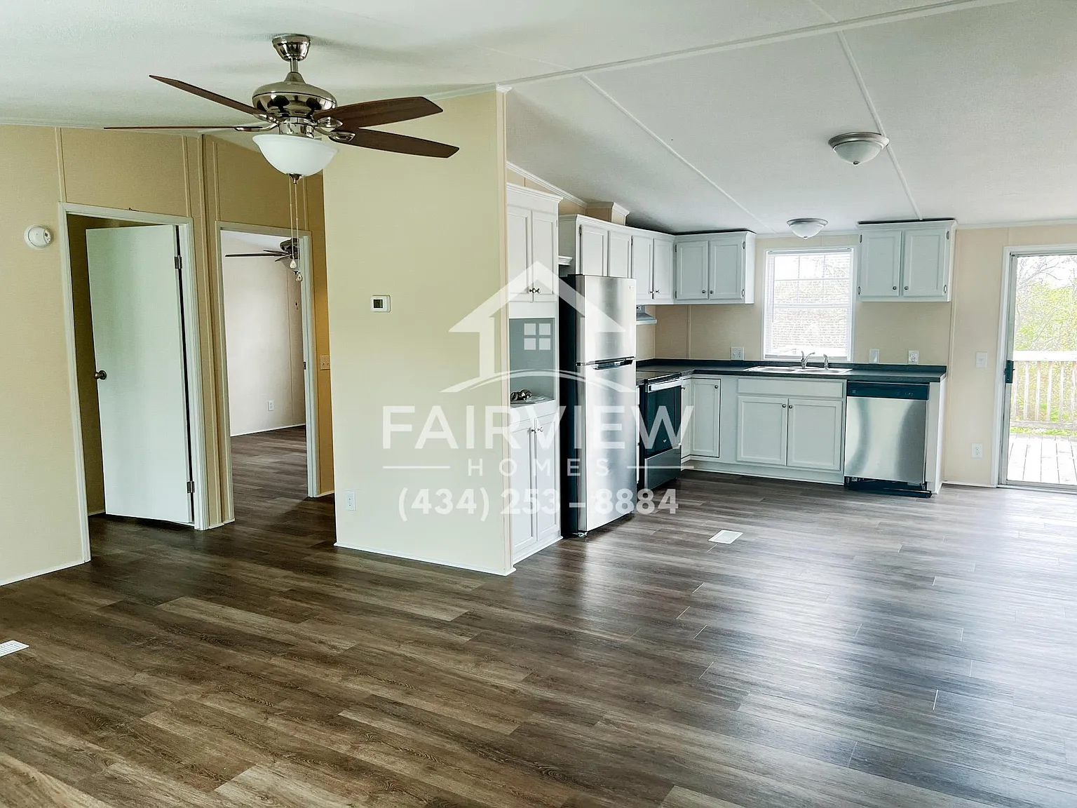 3 bed, 1176 sqft, $1,550 — Photo 4