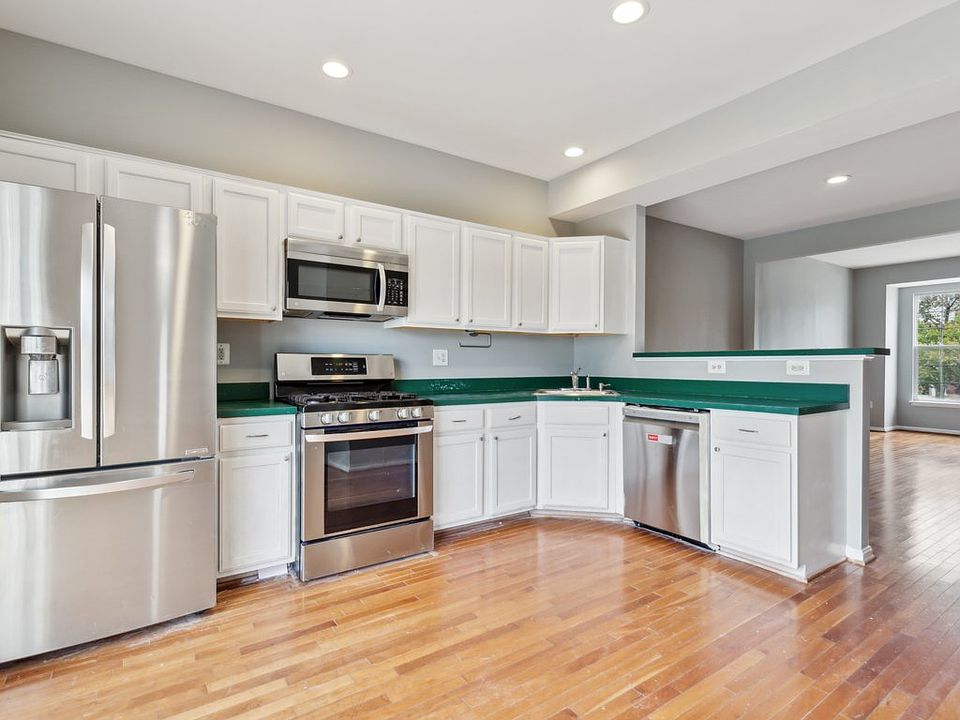 1st image of 14374 Madrigal Dr