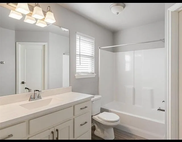 810 Barbaroot Dr — Photo 6