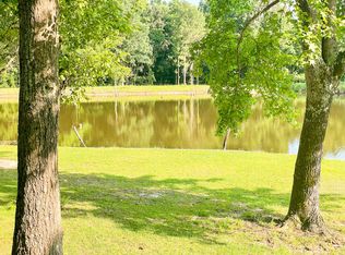 1553 Bojo Cir, Manning, SC 29102