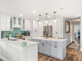 3364 N Key Dr, North Fort Myers, FL