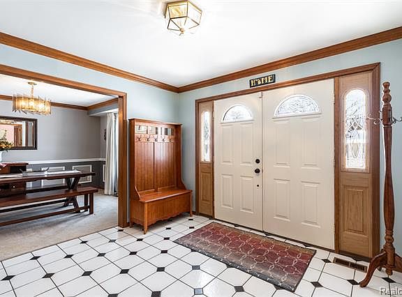 4th image of 19226 Gary Ln