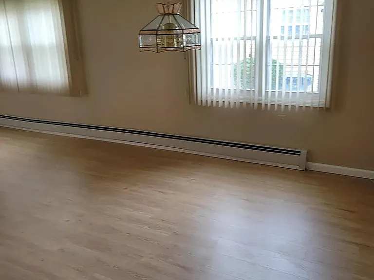 5 Panama Ct — Photo 2