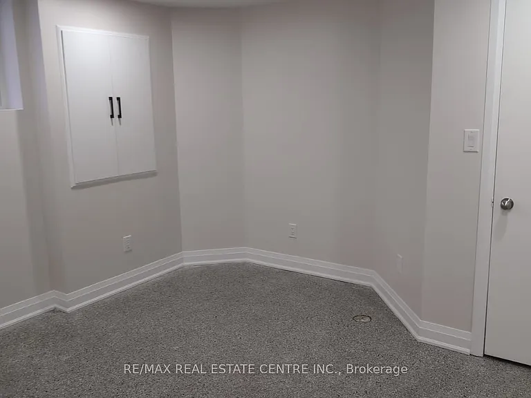 866 McNair Cir #BASEMENT — Photo 14
