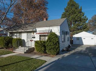 725 E 4th Ave, Kennewick, WA 99336