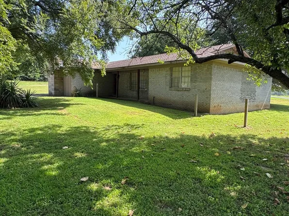 1011 E Nashville St, Greenwood, AR 72936