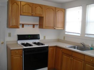 8 Elm St, Stoneham, MA 02180