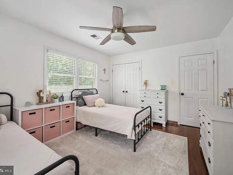 6 Roseville Ct — Photo 23