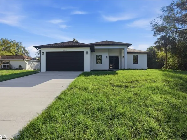 2039 Detroit Dr, Labelle, FL 33935
