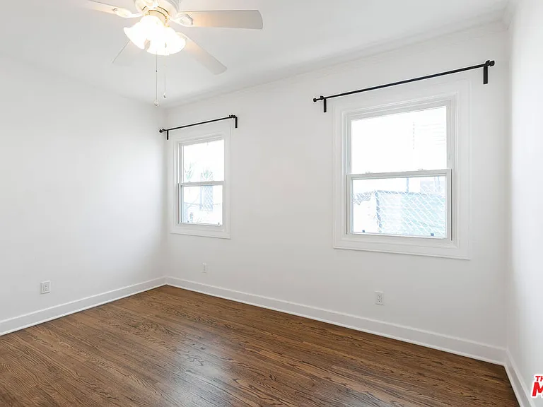 1293 S Sycamore Ave — Photo 9