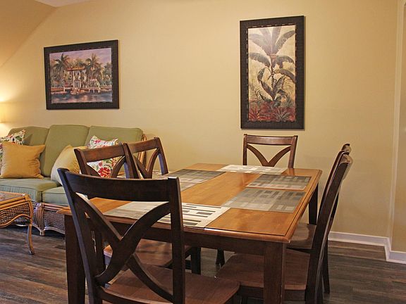 5th image of 410 Melrose Ct #307