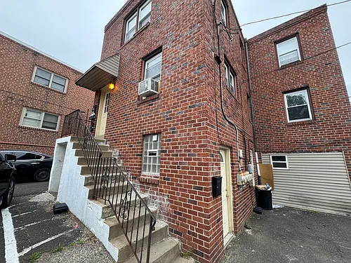 7830 Oxford Ave #B Photo 1