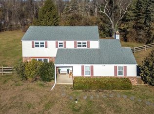 34 Houk Rd, Doylestown, PA 18901