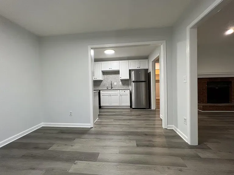 5020 Leeshire Trl — Photo 8