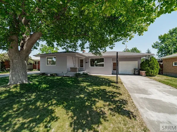 935 Stanger Ave, Idaho Falls, ID 83404