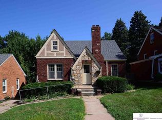 5416 Parker St, Omaha, NE 68104