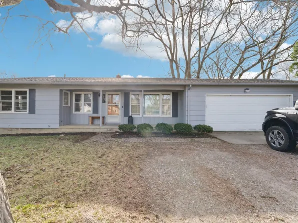 1915 Morrison Rd, Fremont, OH 43420