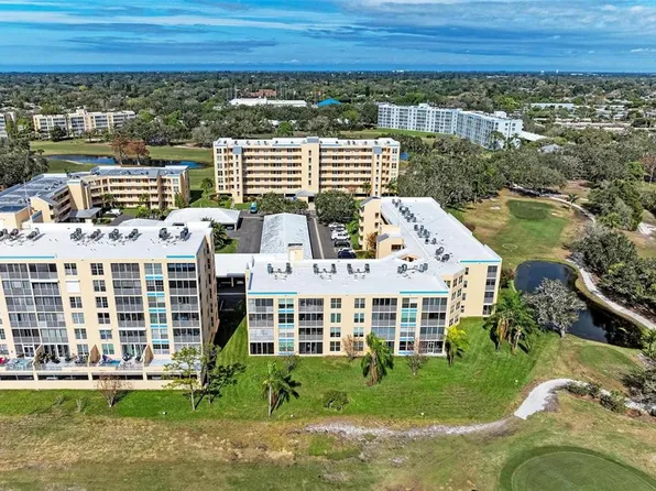 4480 Fairways Blvd APT 109, Bradenton, FL 34209