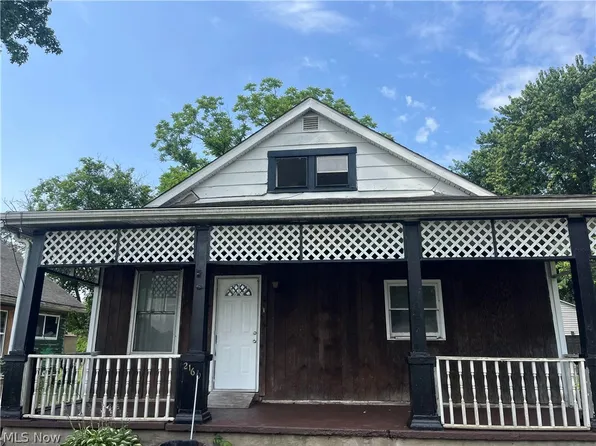 2160 Licking Rd, Zanesville, OH 43701