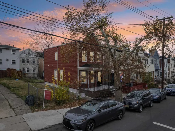 299 Claremont Avenue image 34 of 44