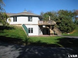 900 Blue Mountain Dr, Walnutport, PA 18088