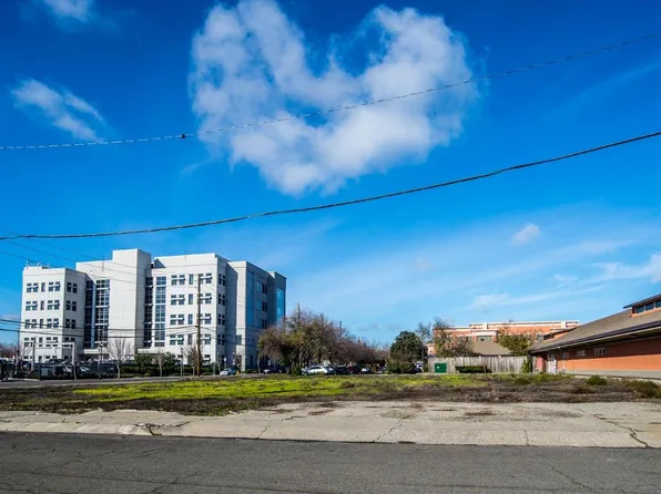 1101 Lincoln Ave, Woodland, CA 95695