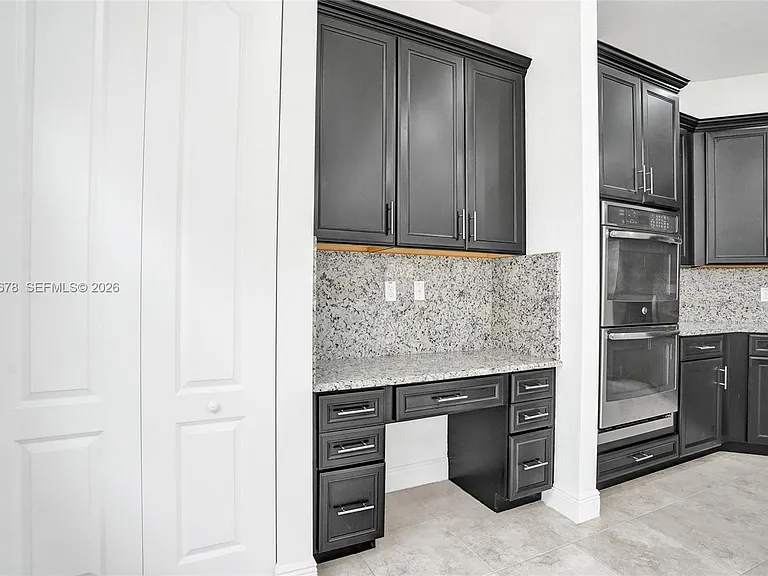 10340 Lake Vista Ct — Photo 33