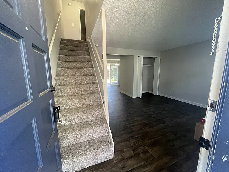 1608 Washington St #9 — Photo 14