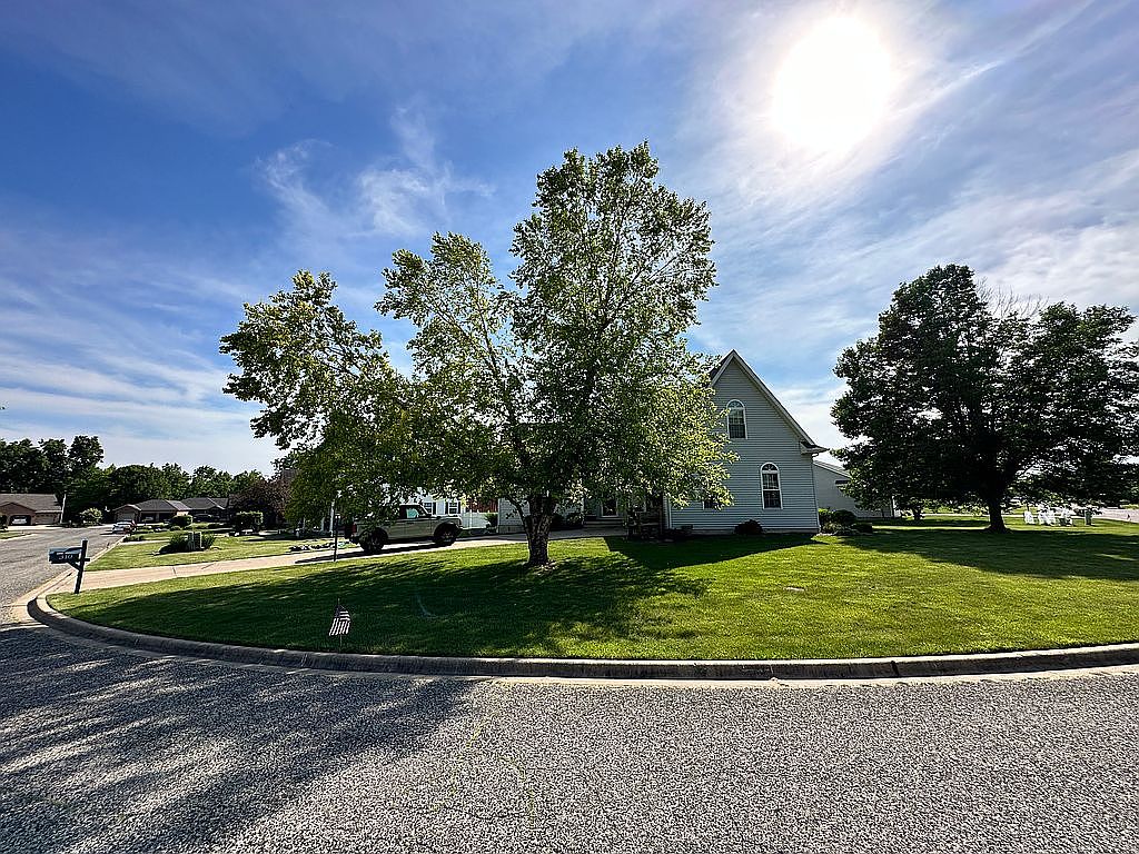 310 Oakbrook Dr, East Peoria, IL 61611 Zillow